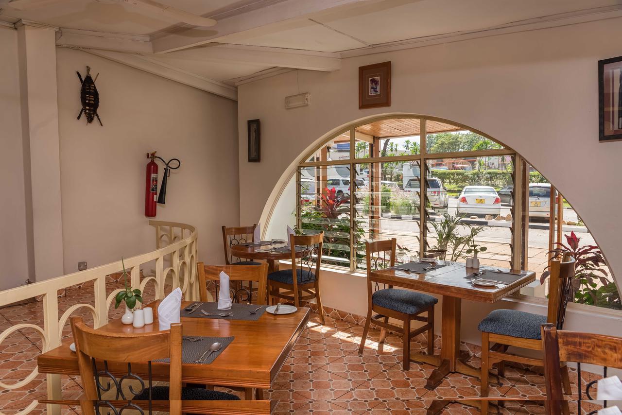 Sunbird Lilongwe Hotel Exterior photo